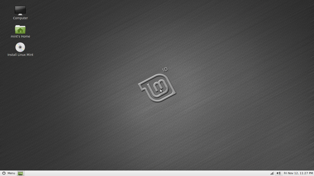 Linux Mint 10 (Julia) with GNOME.png