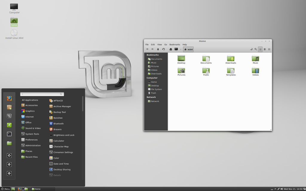 Linux Mint 14 (Nadia) with Cinnamon.png